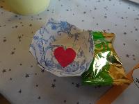 手作りのお菓子入れ