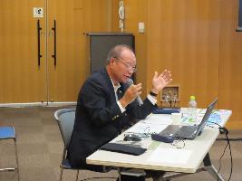 講師の金谷善高さん